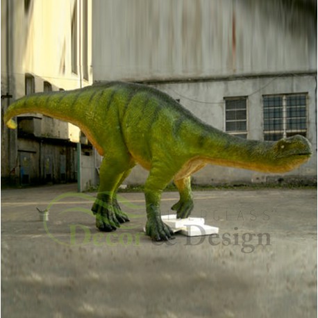 figurine-decorative-plateosaurus