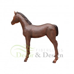 dekorative-figur-gross-tierfigur-deko-pony-riesig-skulpturs-vergnugungspark-garten