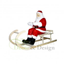 Figura dekoracyjna Mikołaj na saniach
